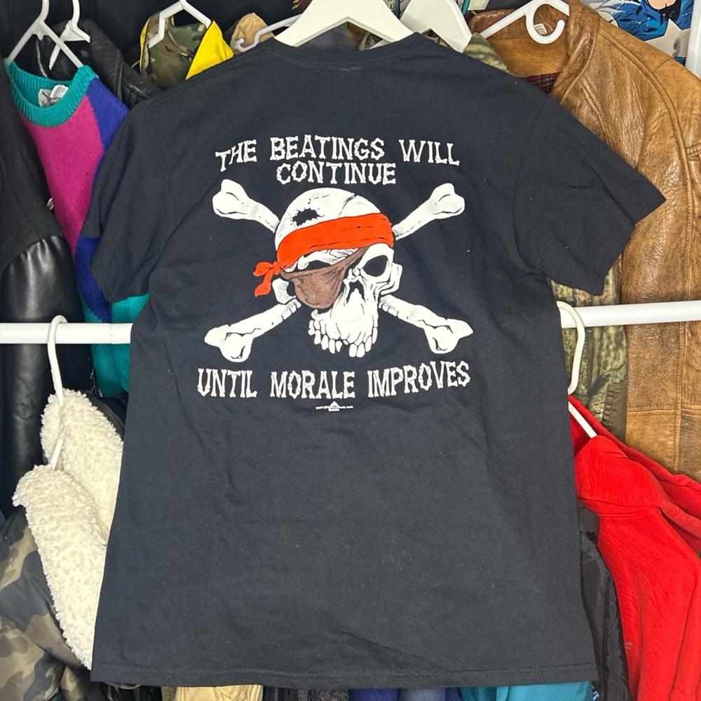 Vintage Skull Crossbones Grunge Goth T-shirt size Medium
